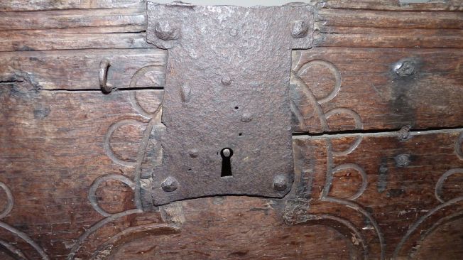 SHORTNOTES Spring locks 1a Kent front